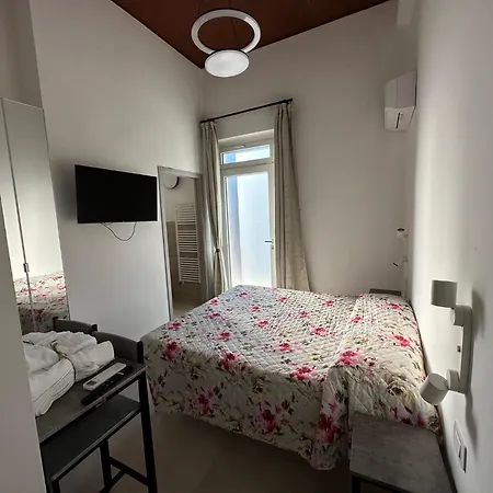 Casa de hóspedes Affitta Via Po 3*